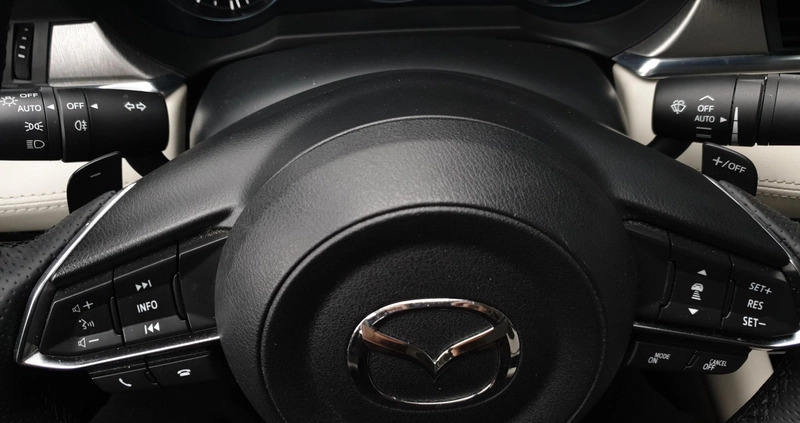 Mazda 6 cena 109900 przebieg: 92760, rok produkcji 2018 z Jeziorany małe 379